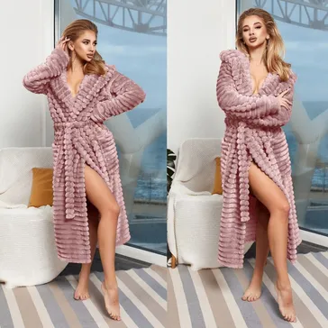 Жіночий халат 'еліт' - пудровий<article>MALVA