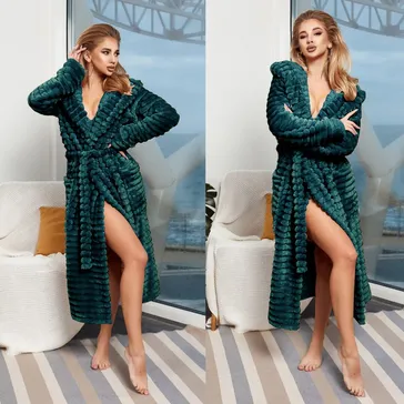 Жіночий халат 'еліт' - смарагдовий<article>MALVA